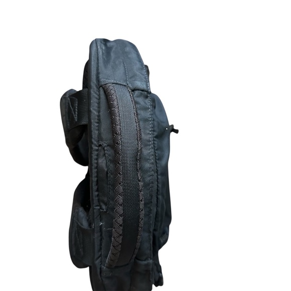 The North Face Borealis Backpack BlackLaptop Travel Hiking School Pack - Picture 3 of 15